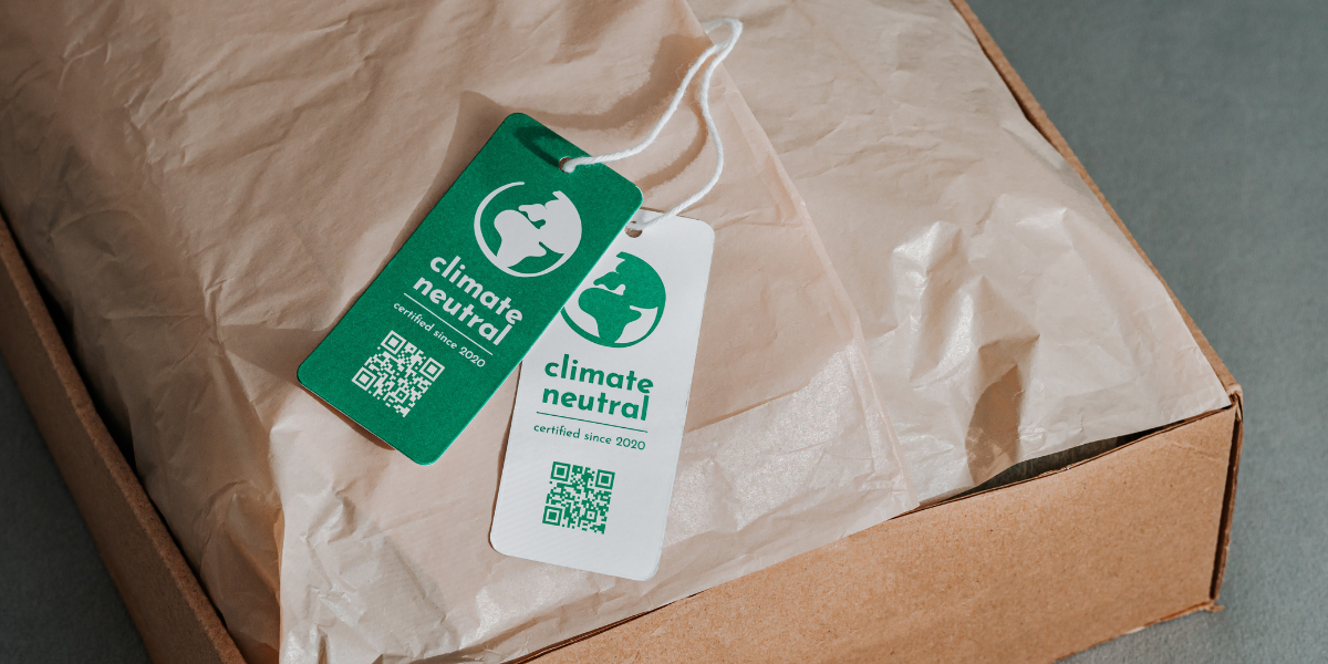 ecofriendly packaging with climate neutral tags